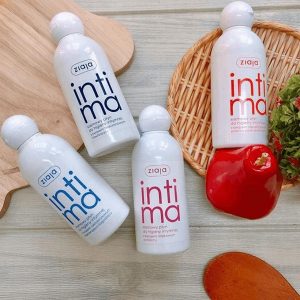 Intima Ziaja 200ml - Dung dịch vệ sinh intima dạng sữa giúp trẻ hóa vùng kín