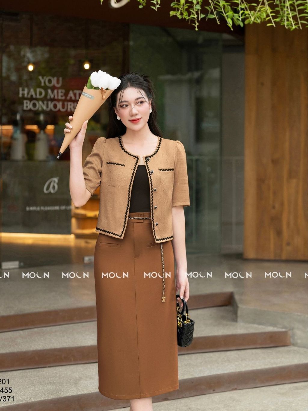 Áo khoác crop công sở thiết kế độc quyền MOON, áo cổ tròn chân váy đầm xếp ly sang chảnh, bánh bèo MA201 MA213